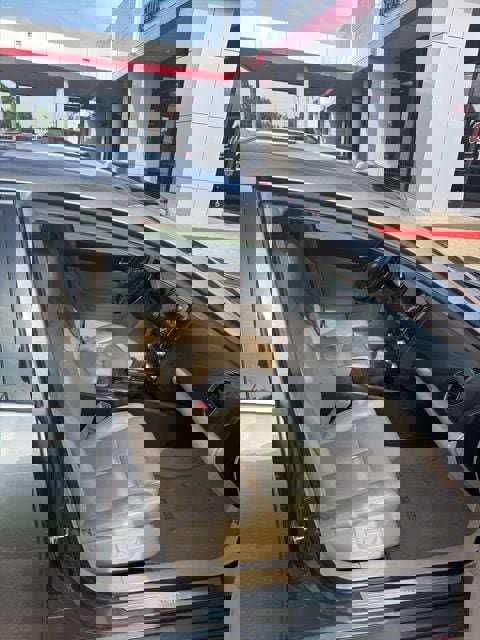 Used 2014 Nissan Maxima 3.5 SV w/ Premium Package FWD image 3