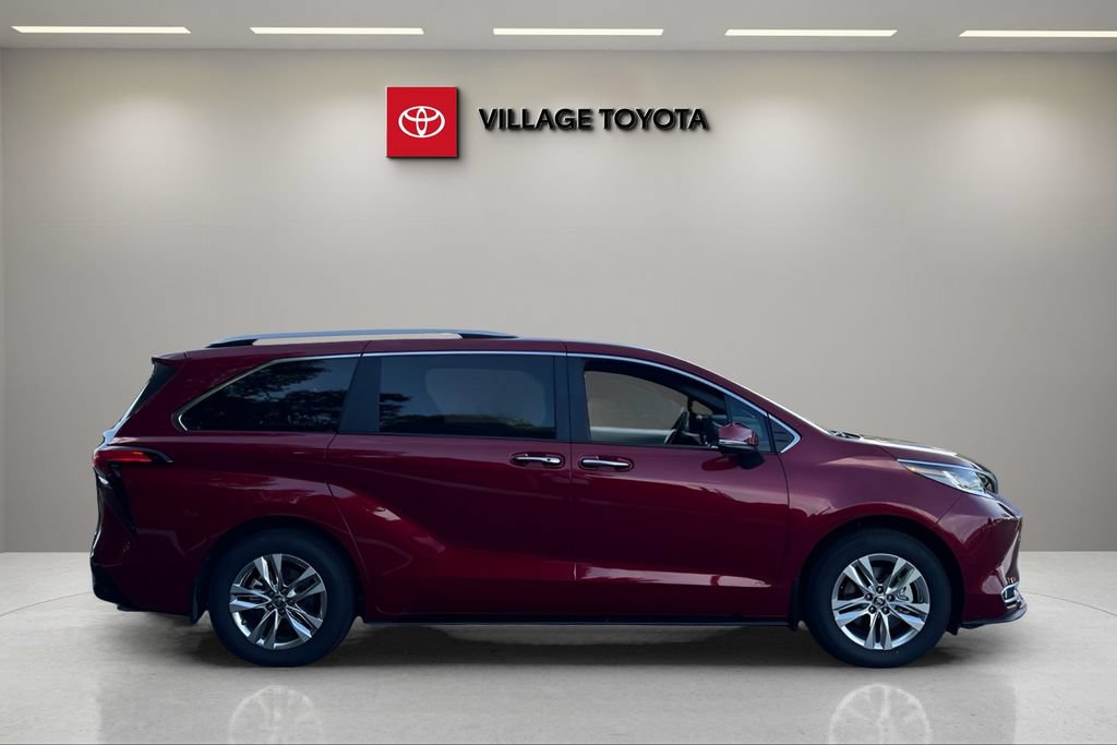 Certified 2026 Toyota Sienna Limited FWD image 6
