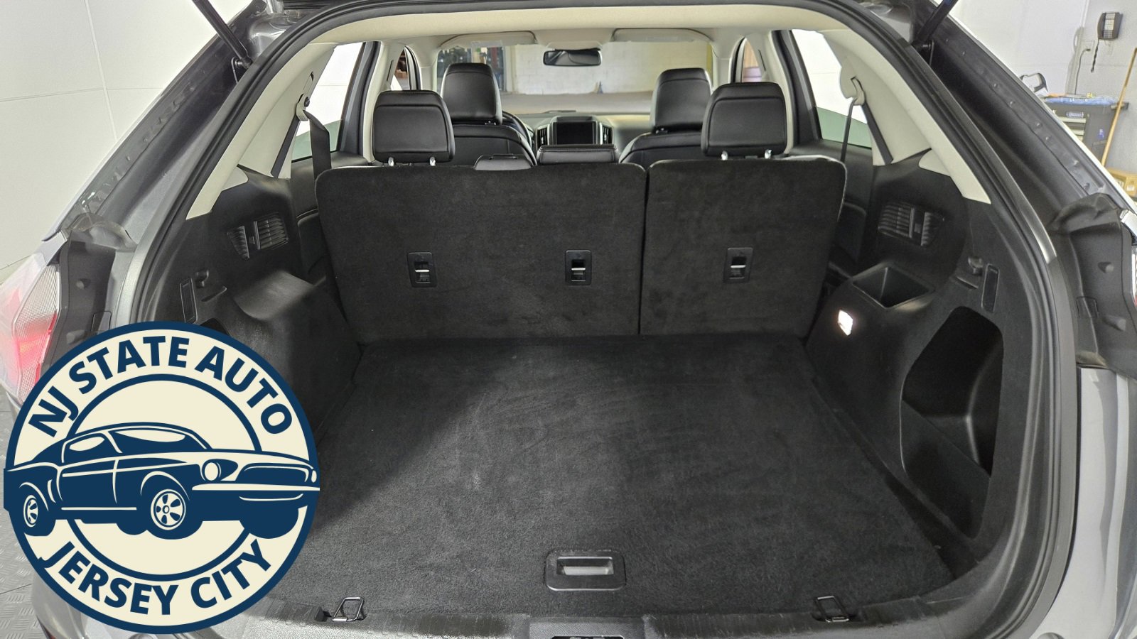 Used 2024 Ford Edge SEL image 26