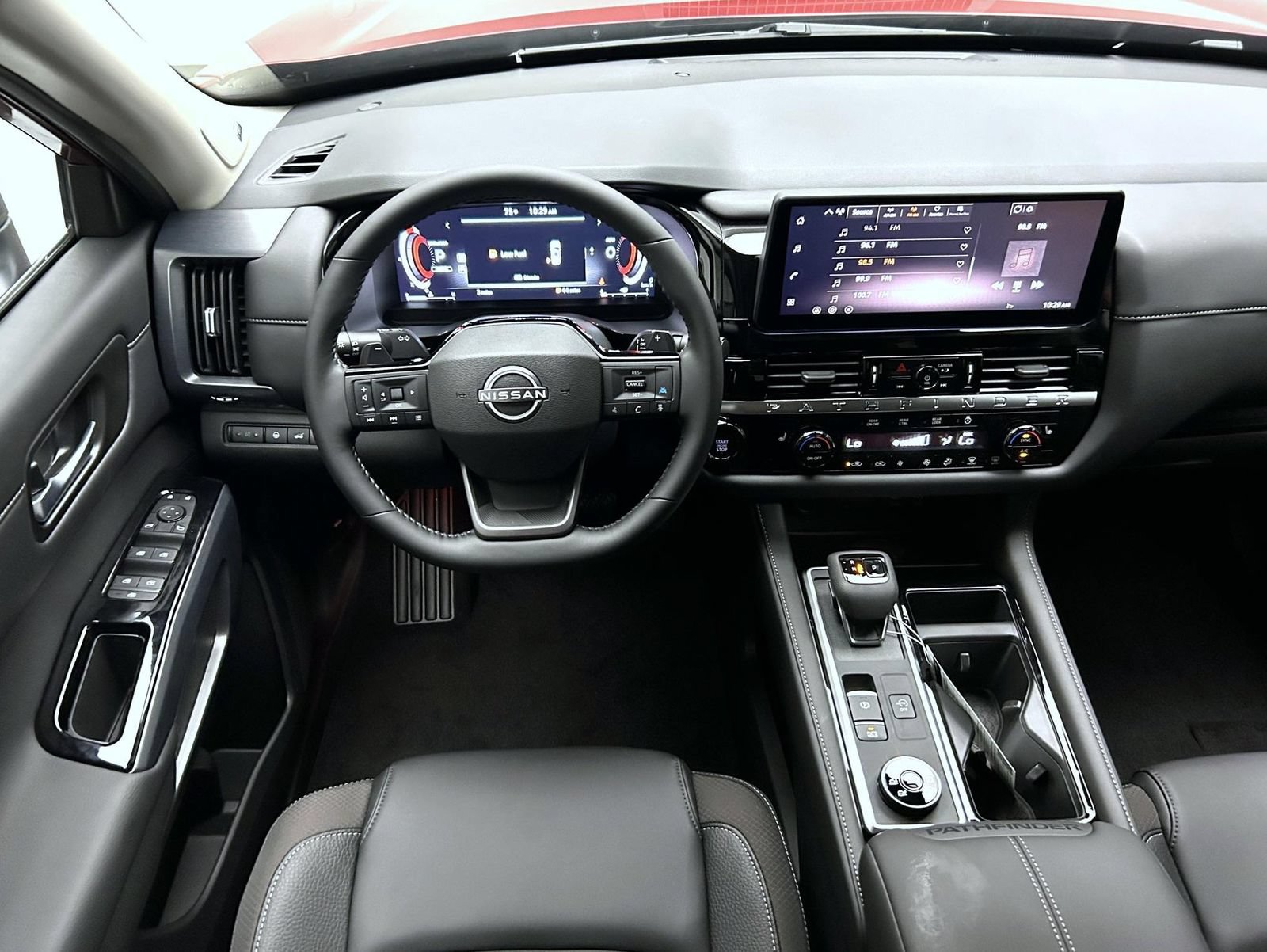 New 2026 Nissan Pathfinder SL w/ SL Premium Package AWD/4WD image 14