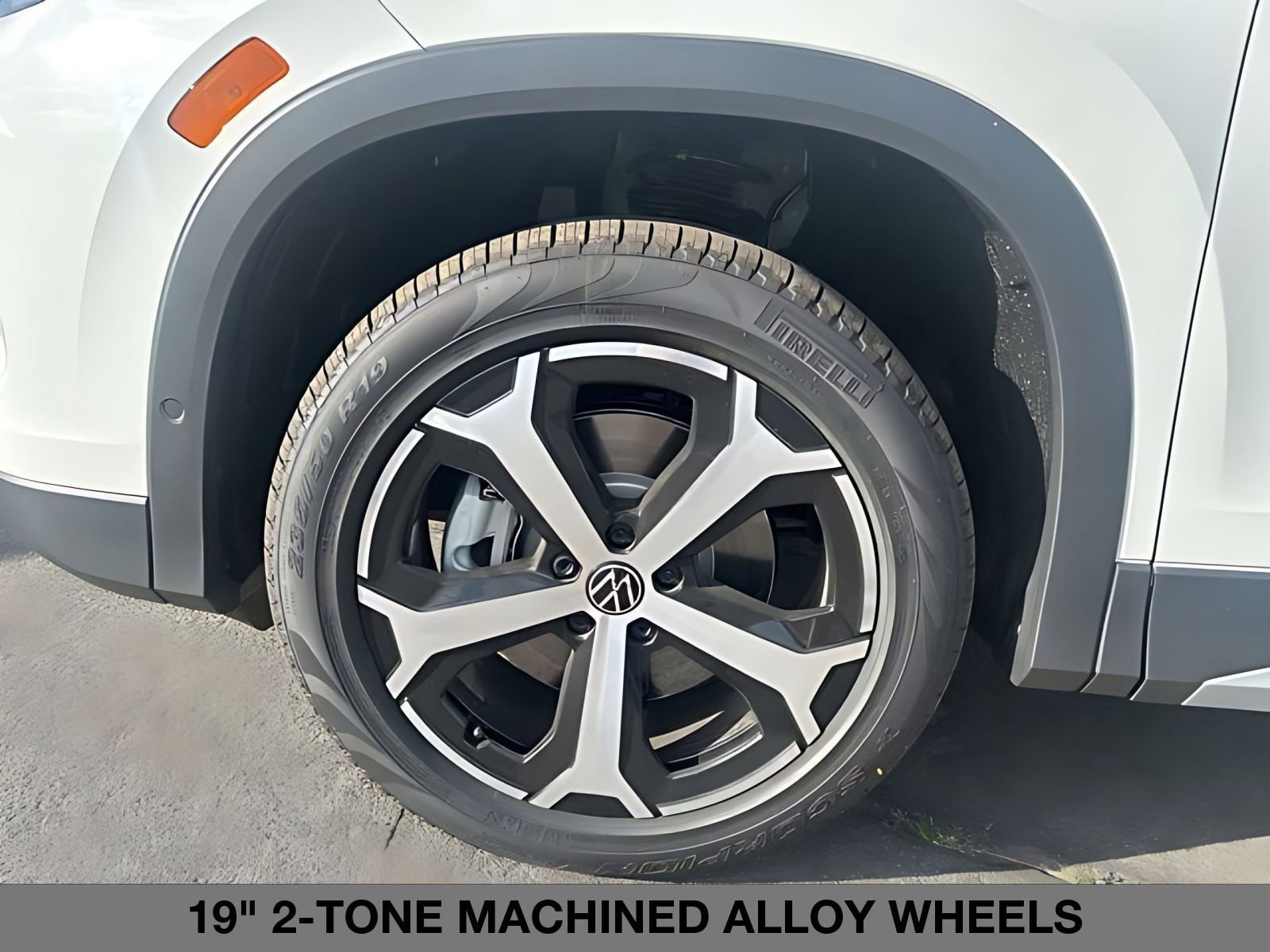 New 2026 Volkswagen Tiguan SE AWD/4WD image 9