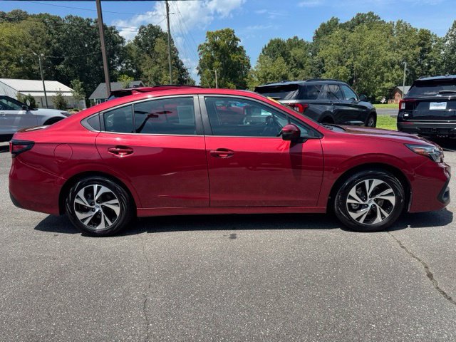 Used 2025 Subaru Legacy Premium AWD/4WD image 9
