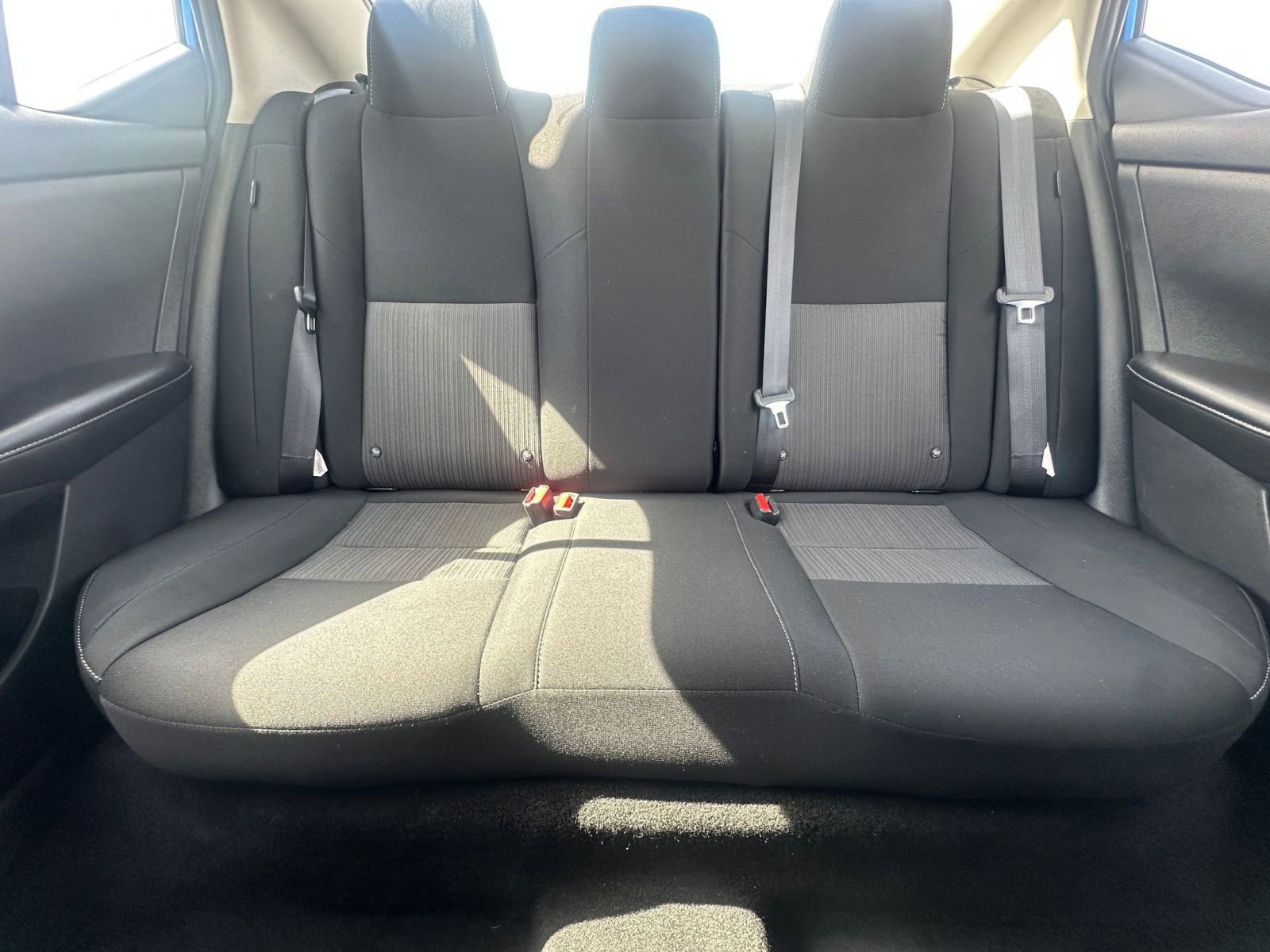 Used 2025 Nissan Sentra SV image 36