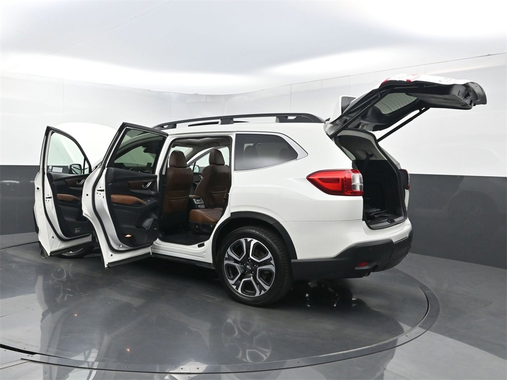 Used 2023 Subaru Ascent Touring image 38