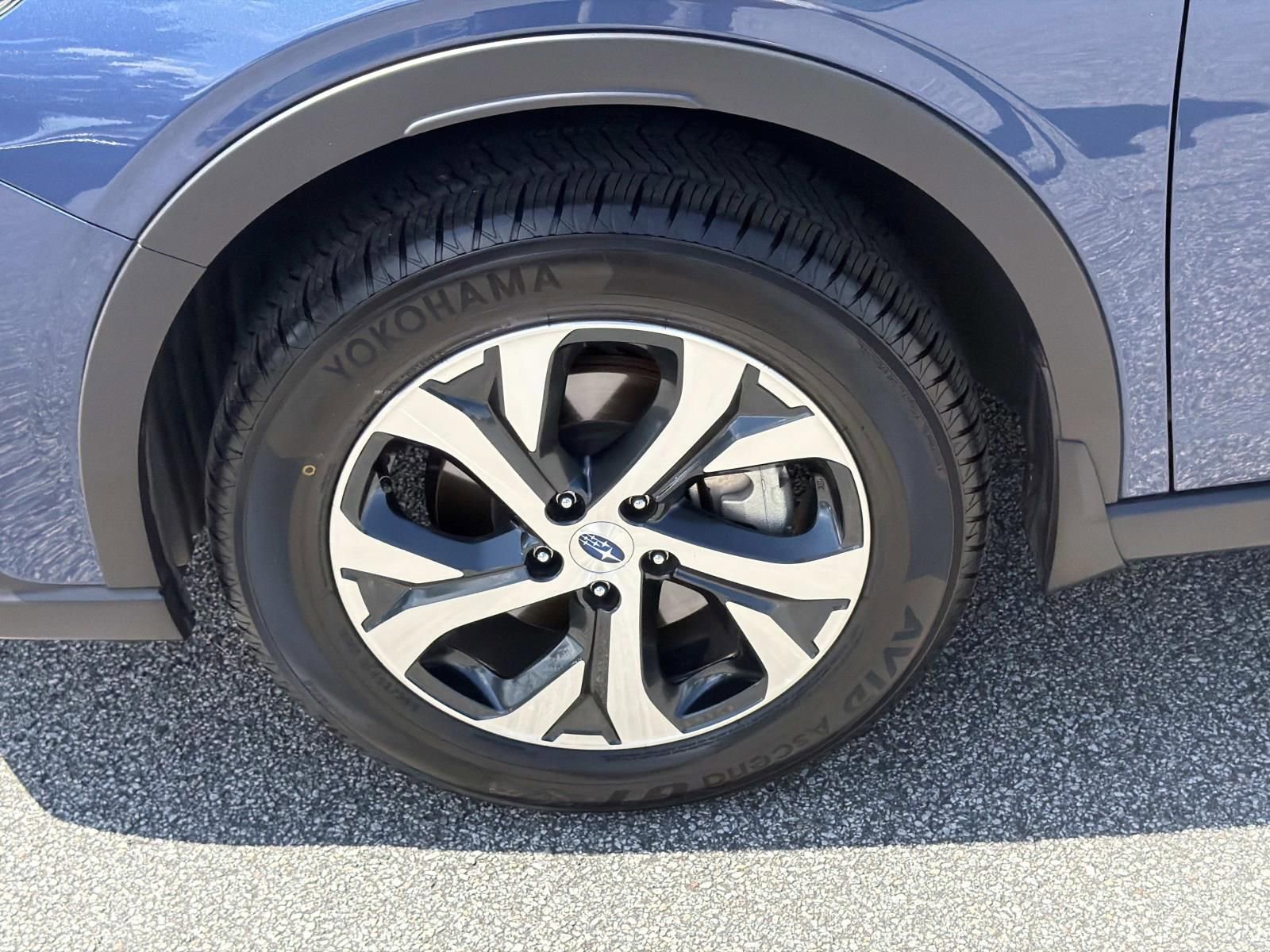 Certified 2021 Subaru Outback Touring w/ Popular Package #2 AWD/4WD image 11