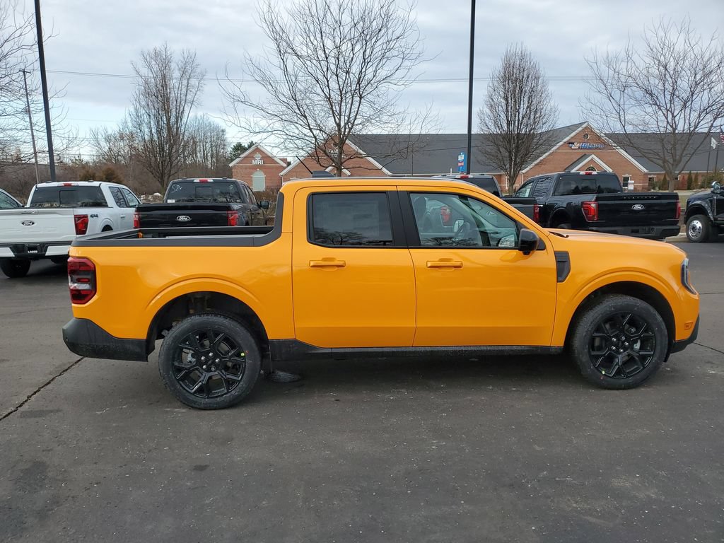 New 2026 Ford Maverick Lariat w/ Black Appearance Package AWD/4WD image 38