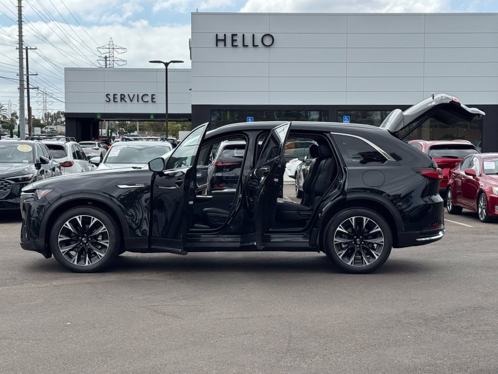 Certified 2024 MAZDA CX-90 Plug-In Hybrid w/ Premium Pkg AWD/4WD image 28