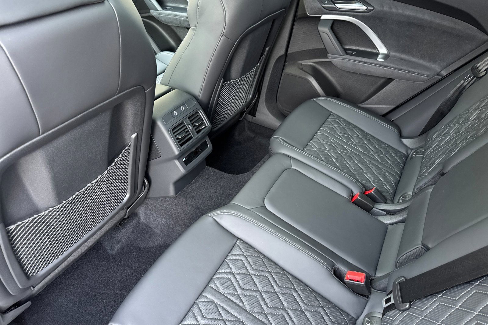 New 2025 Audi SQ5 Premium Plus image 9