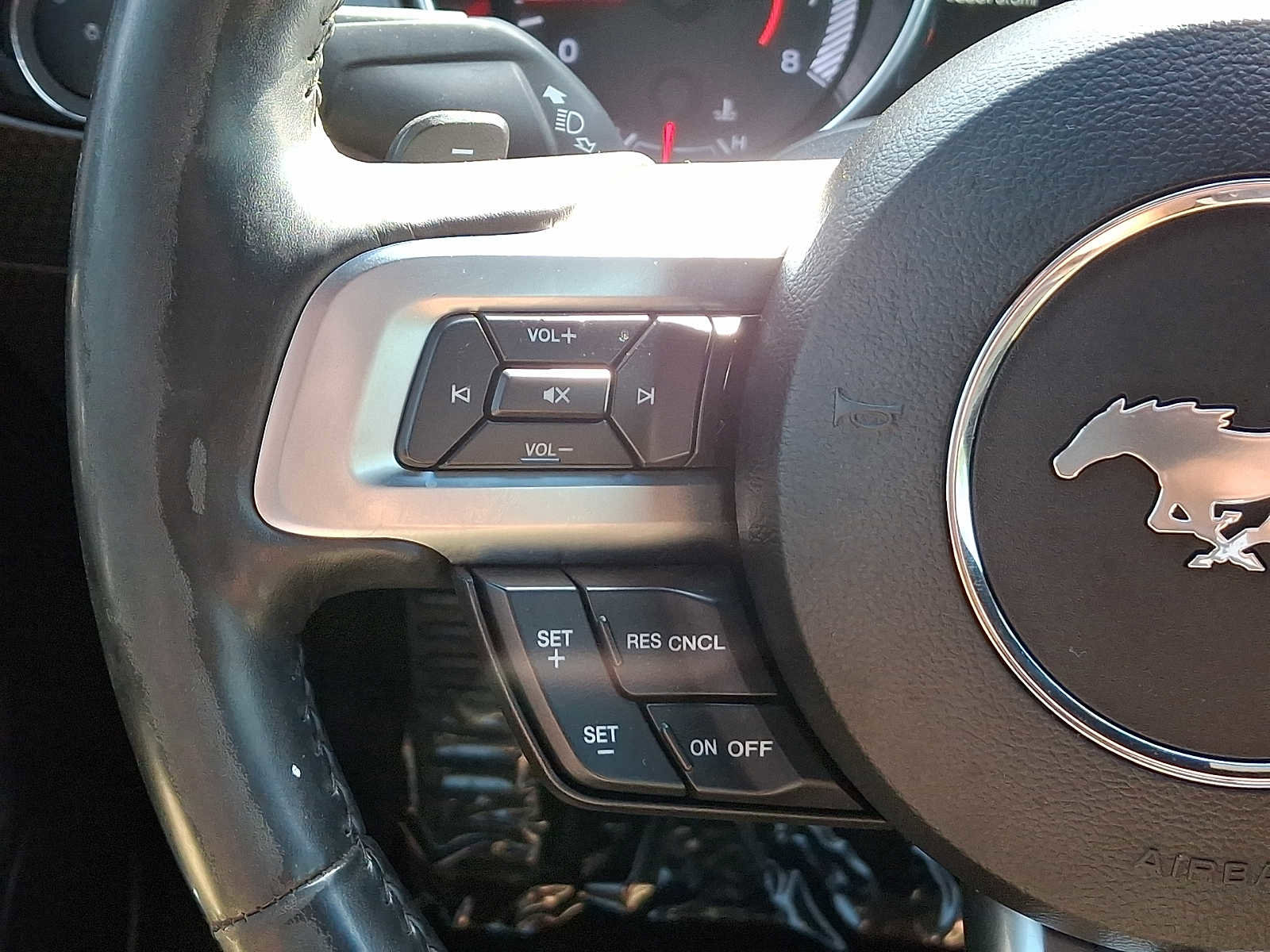 Used 2018 Ford Mustang Coupe w/ Ecoboost Performance Package image 21