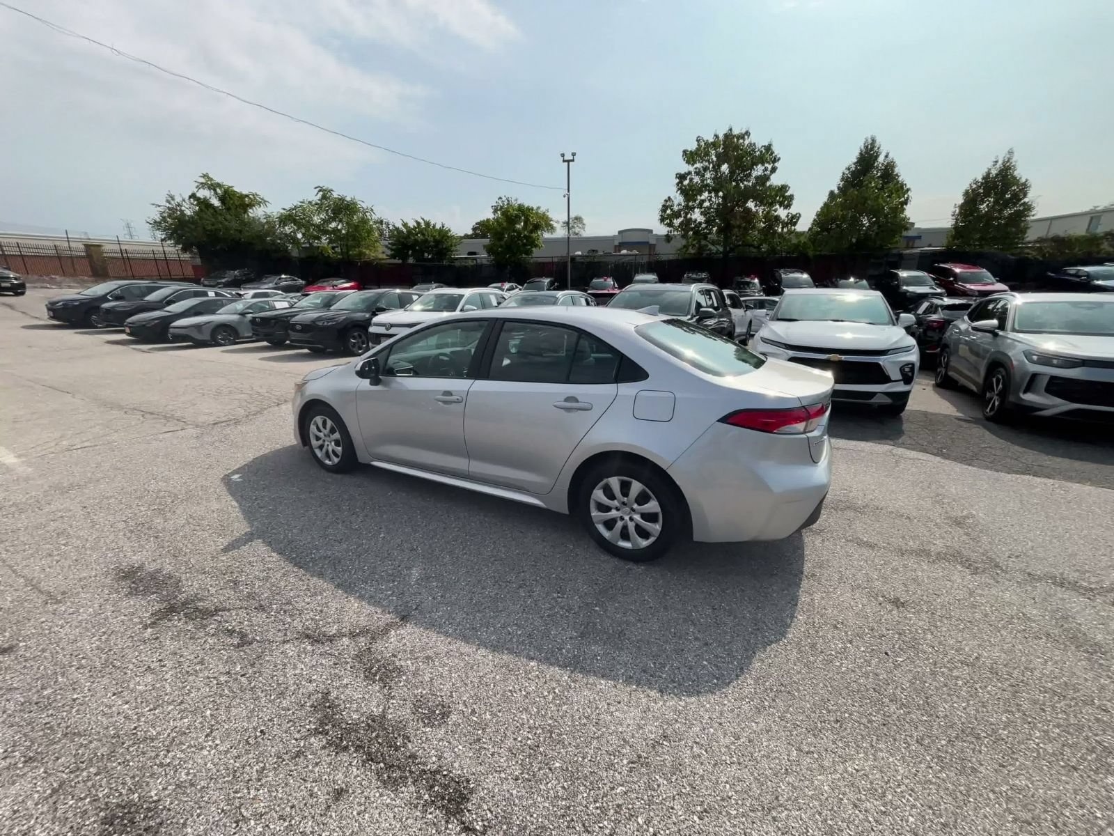 Used 2025 Toyota Corolla LE FWD image 9