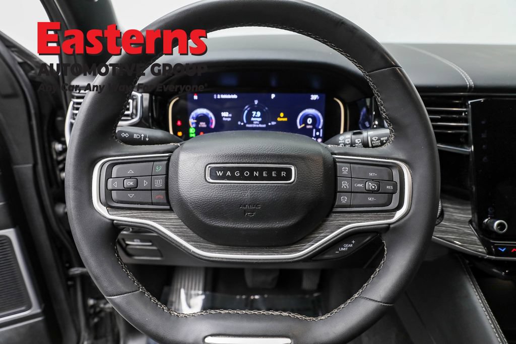Used 2022 Jeep Wagoneer Series II AWD/4WD image 10