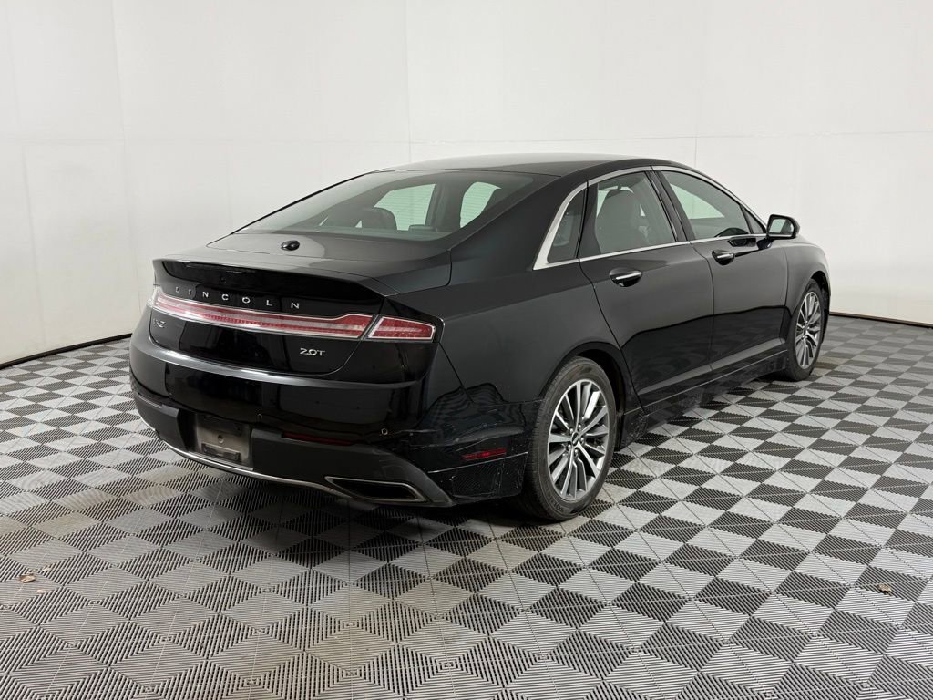 Used 2020 Lincoln MKZ image 10