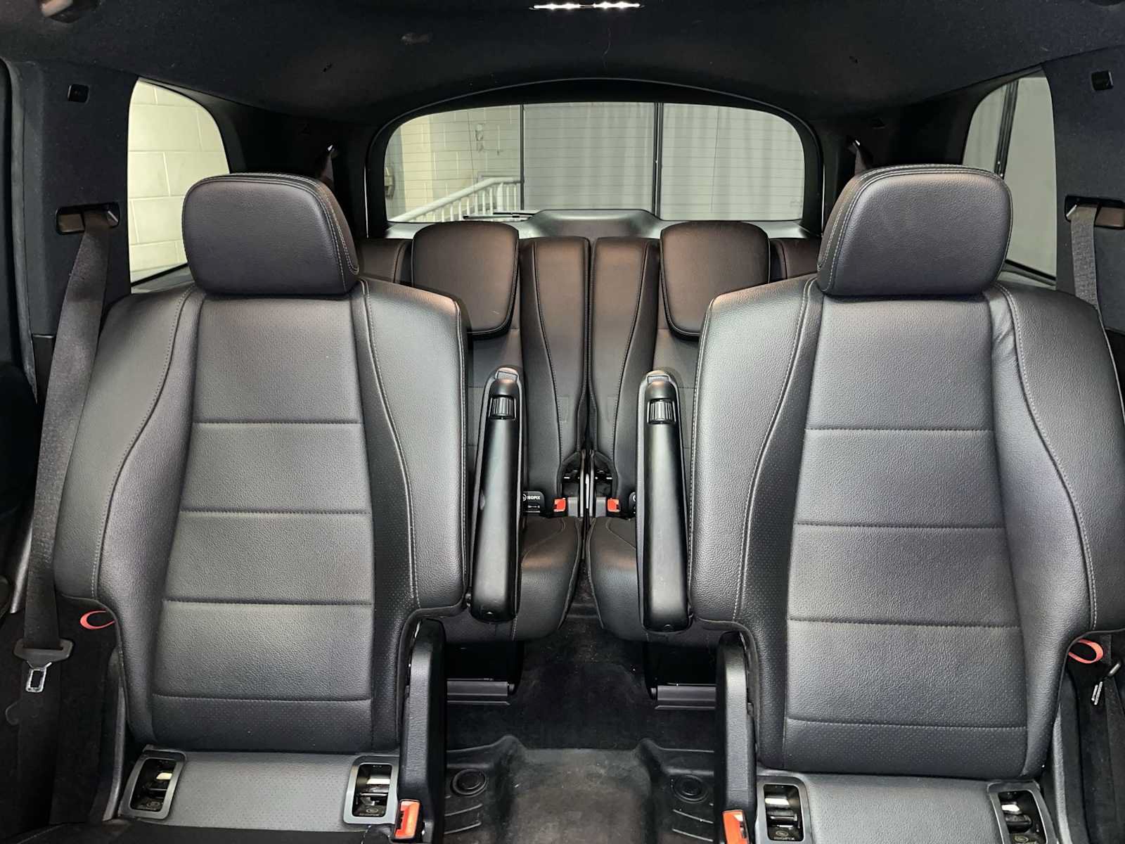 Used 2020 Mercedes-Benz GLS 450 4MATIC image 22