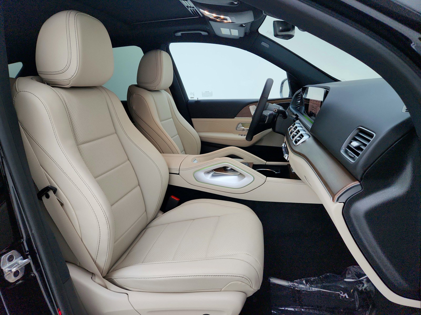 Certified 2025 Mercedes-Benz GLE 350 4MATIC image 14