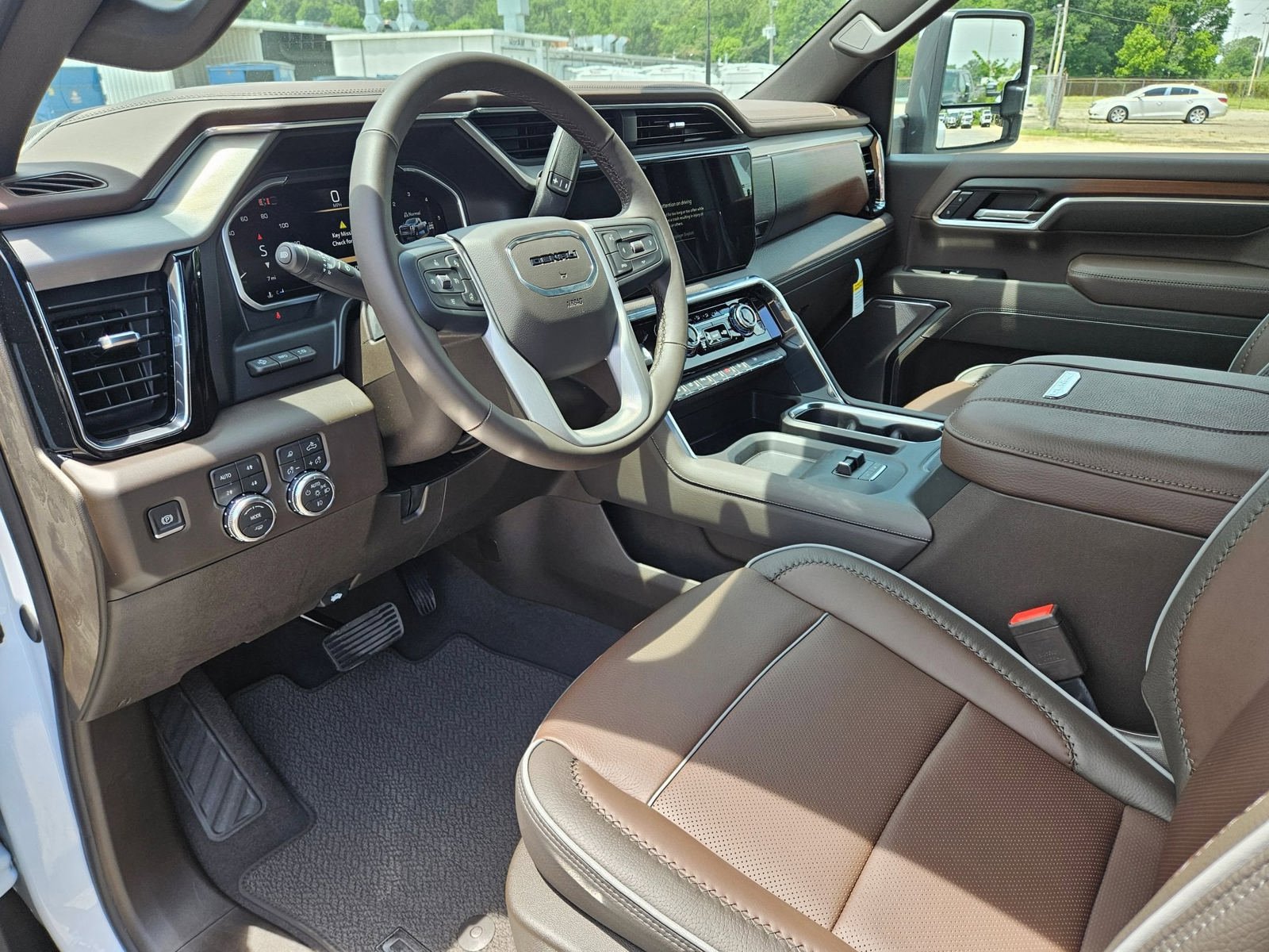 New 2026 GMC Sierra 3500 Denali w/ Denali Reserve Package AWD/4WD image 10