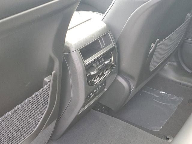 New 2026 Jeep Grand Cherokee Limited image 15