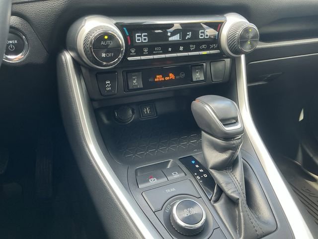Used 2024 Toyota RAV4 SE w/ Convenience Package AWD/4WD image 22