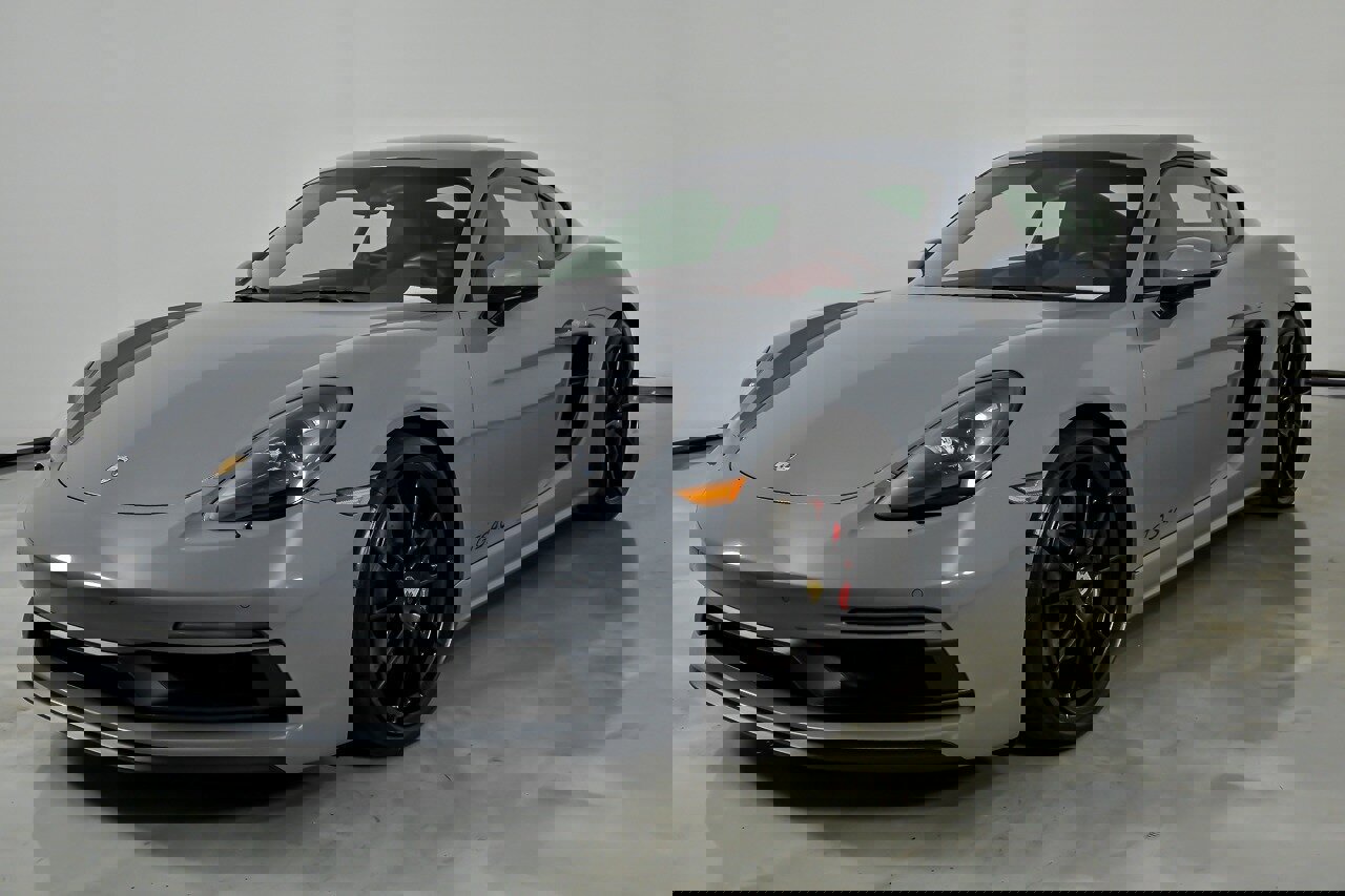 Used 2023 Porsche 718 Cayman GTS RWD image 6