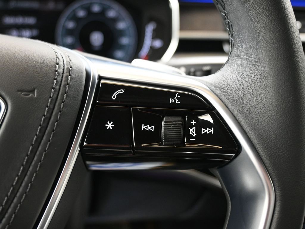 Certified 2025 Audi A8 L 3.0T image 28