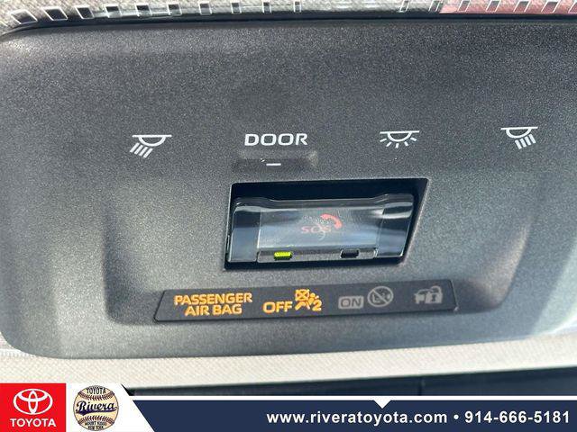 Certified 2026 Toyota Prius Plug-In Hybrid FWD image 39