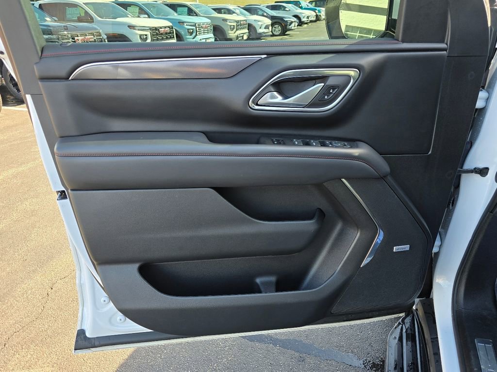 Used 2022 Chevrolet Tahoe RST w/ Luxury Package image 13