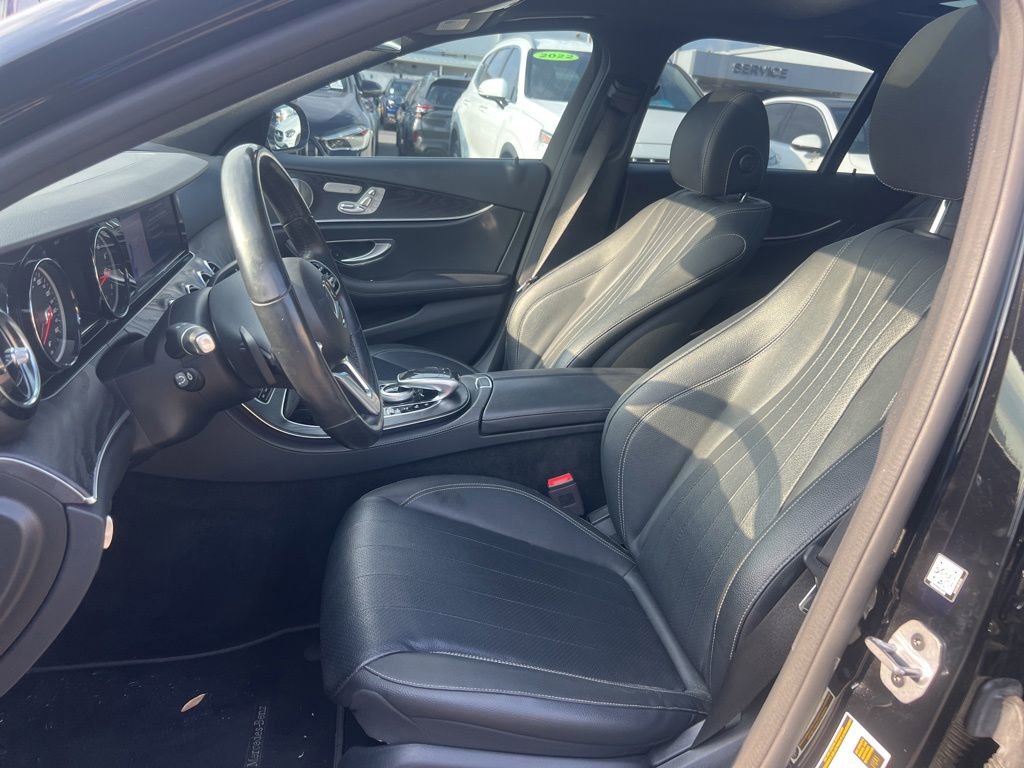 Used 2019 Mercedes-Benz E 300 image 18