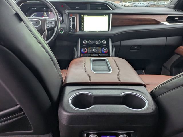 Used 2023 GMC Yukon Denali Ultimate image 34