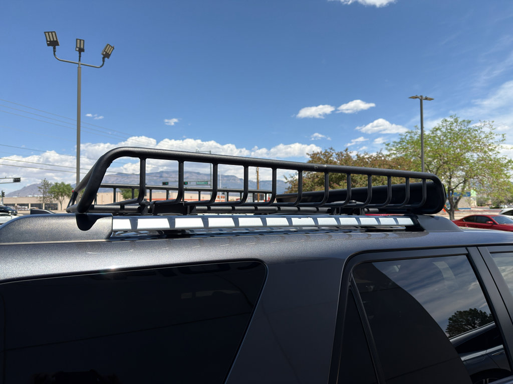 Used 2022 Toyota 4Runner SR5 w/ 4Runner Black Package (TMS) AWD/4WD image 11