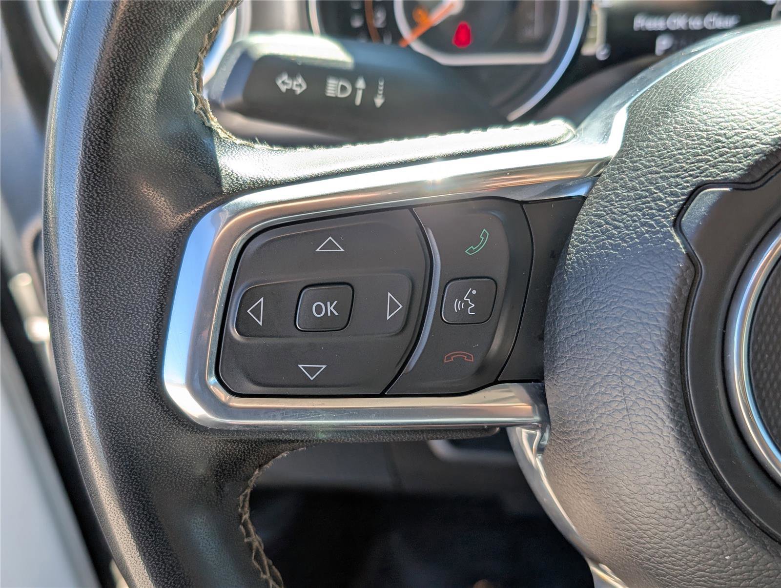 Used 2023 Jeep Gladiator Overland image 21