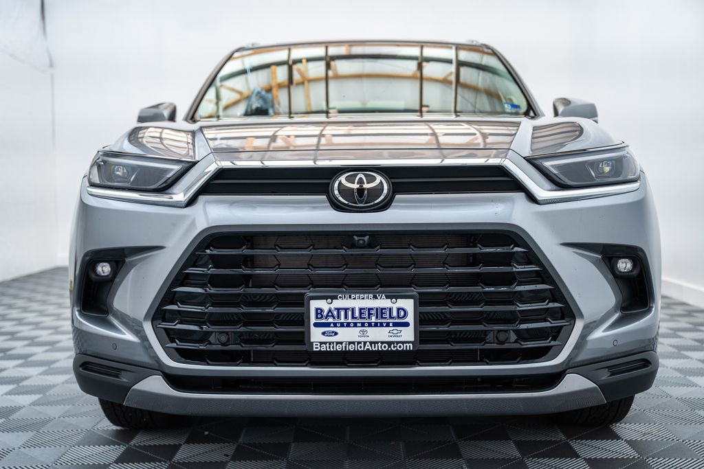 Used 2026 Toyota Grand Highlander AWD image 2