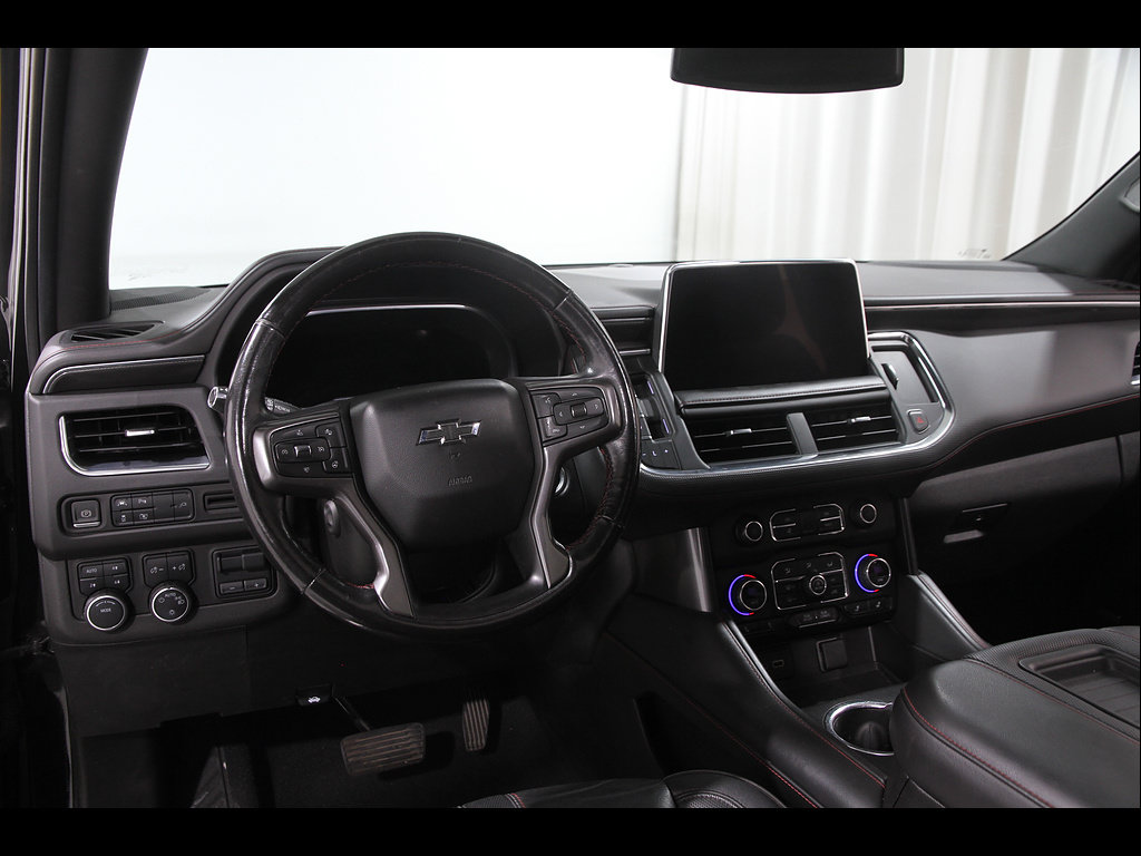 Used 2022 Chevrolet Suburban RST w/ Luxury Package AWD/4WD image 7