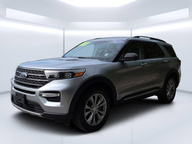 Used 2023 Ford Explorer XLT w/ Equipment Group 202A AWD/4WD image 7