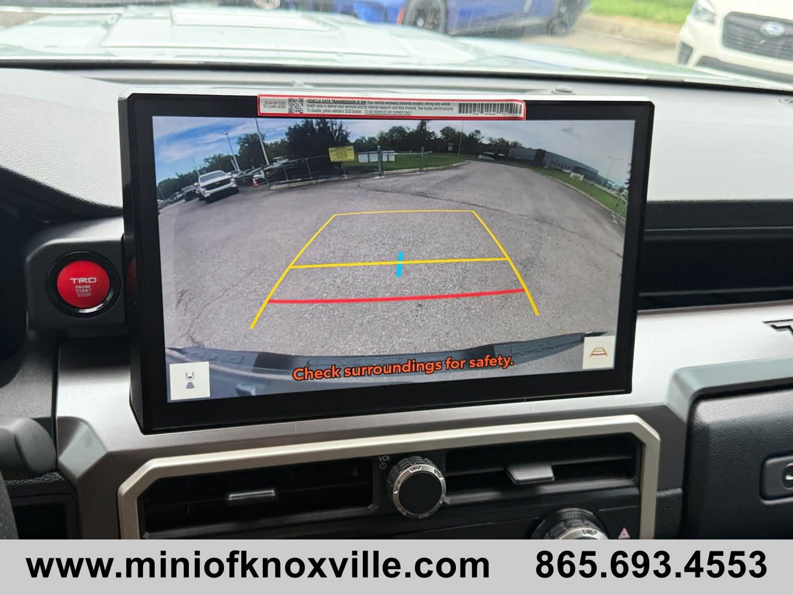 Used 2024 Toyota Tacoma TRD Sport AWD/4WD image 31