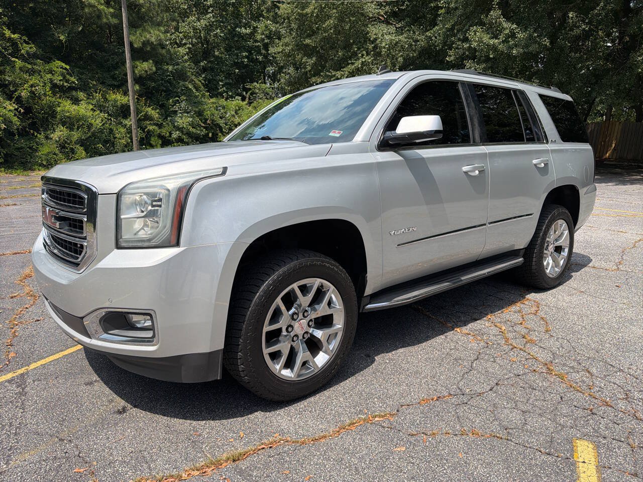 Used 2015 GMC Yukon SLE w/ Convenience Package RWD image 2