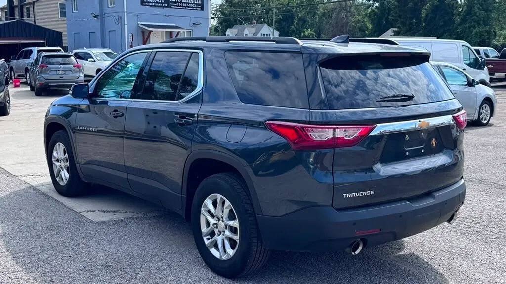 Used 2019 Chevrolet Traverse LT FWD image 4