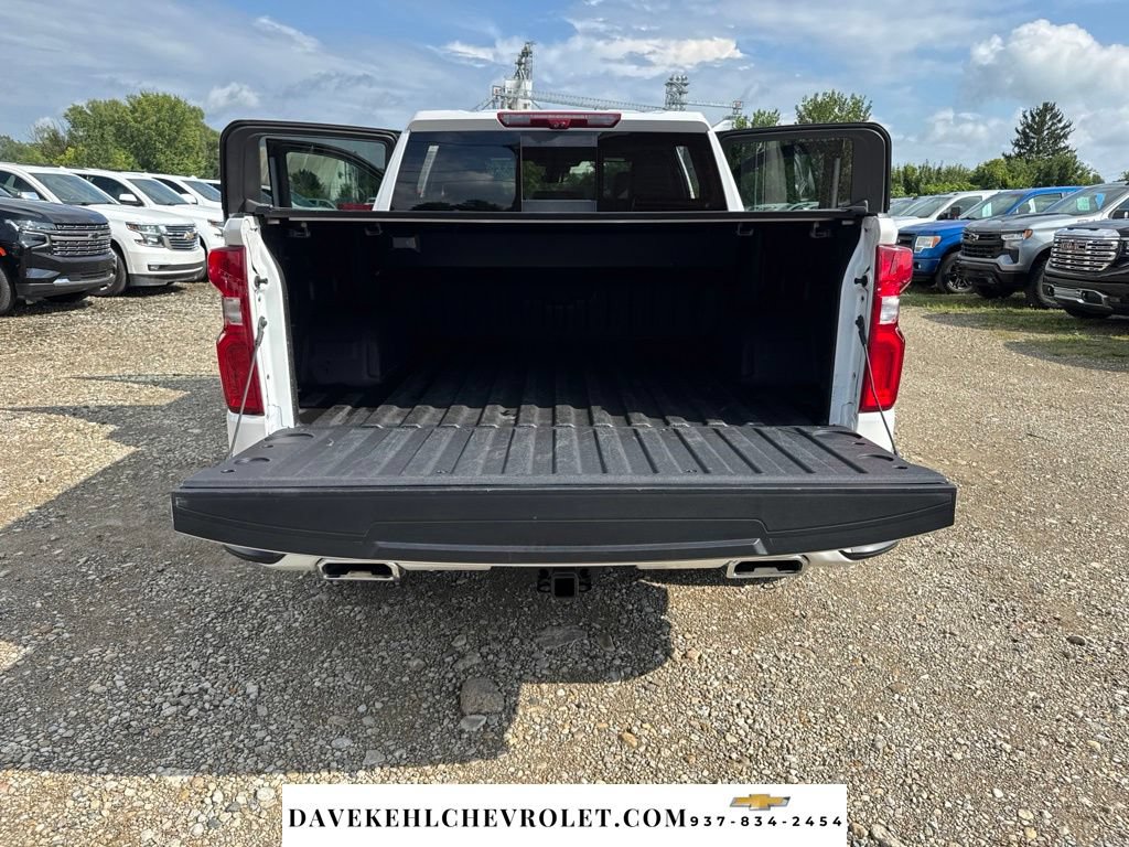 Used 2025 Chevrolet Silverado 1500 High Country w/ High Country Premium Package AWD/4WD image 33