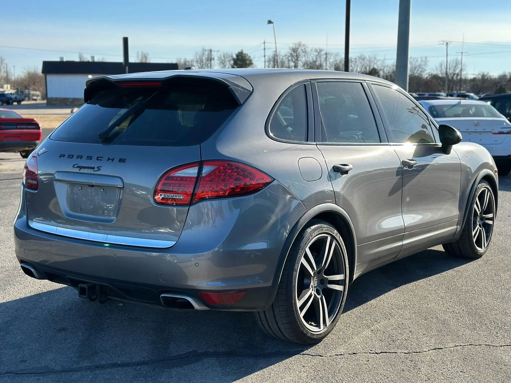 Used 2011 Porsche Cayenne S AWD/4WD image 6