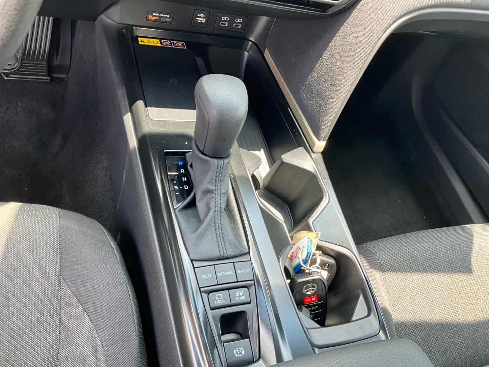 Used 2026 Toyota Camry LE FWD image 19
