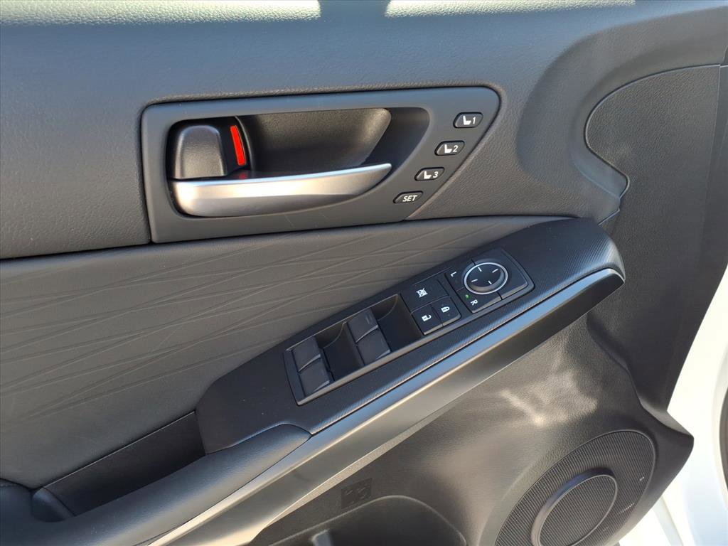 Certified 2023 Lexus IS 350 F Sport w/ Memory Package image 9