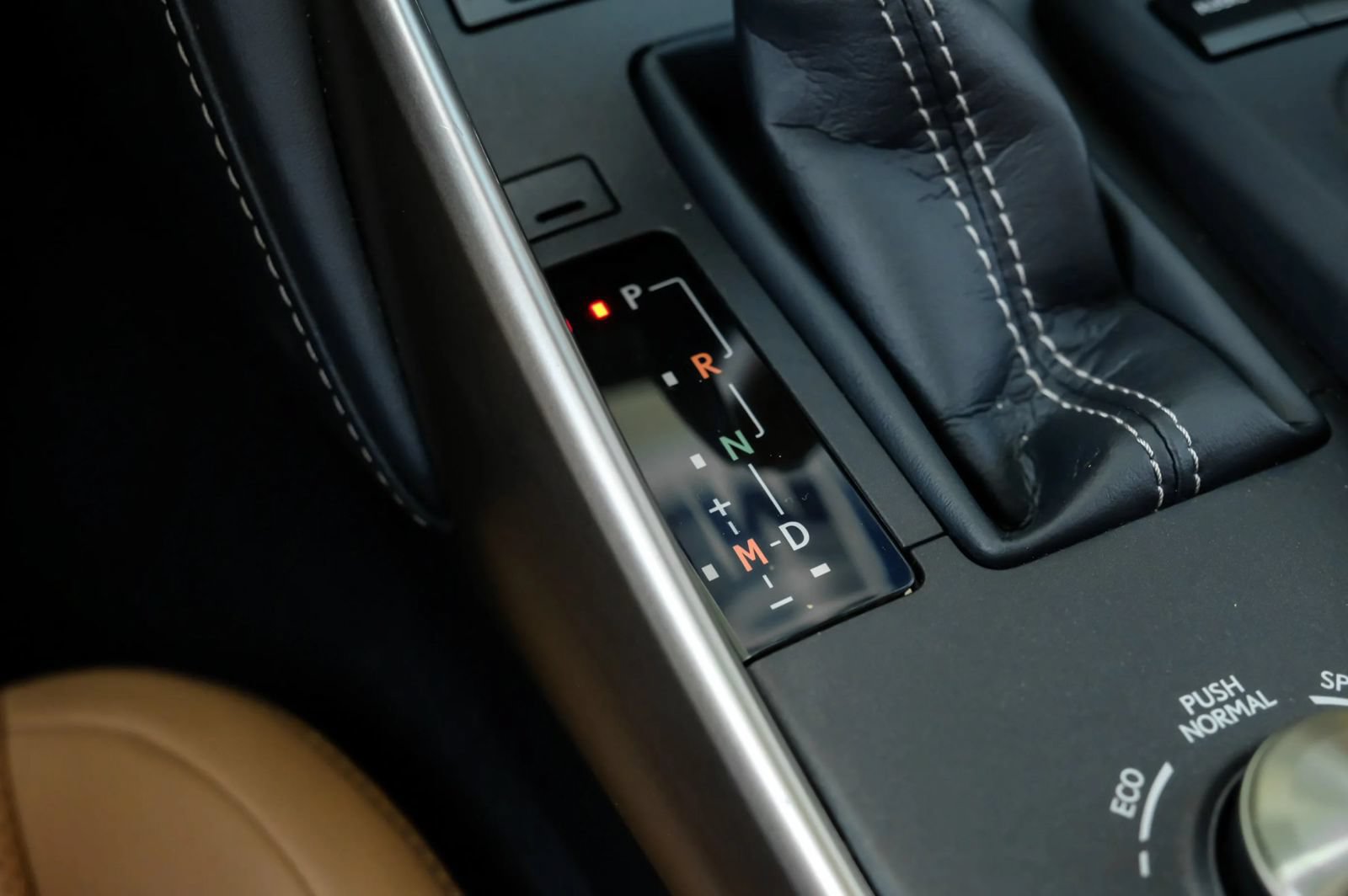 Used 2018 Lexus IS 300 AWD w/ Premium Package image 31