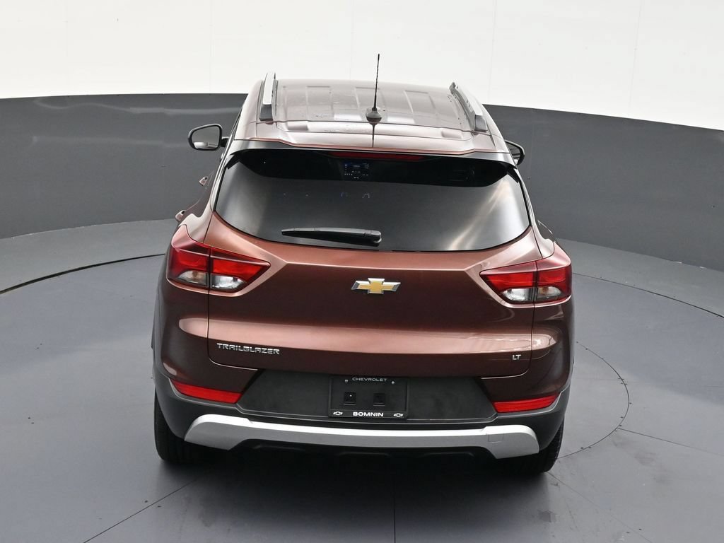 Used 2022 Chevrolet TrailBlazer LT FWD image 16