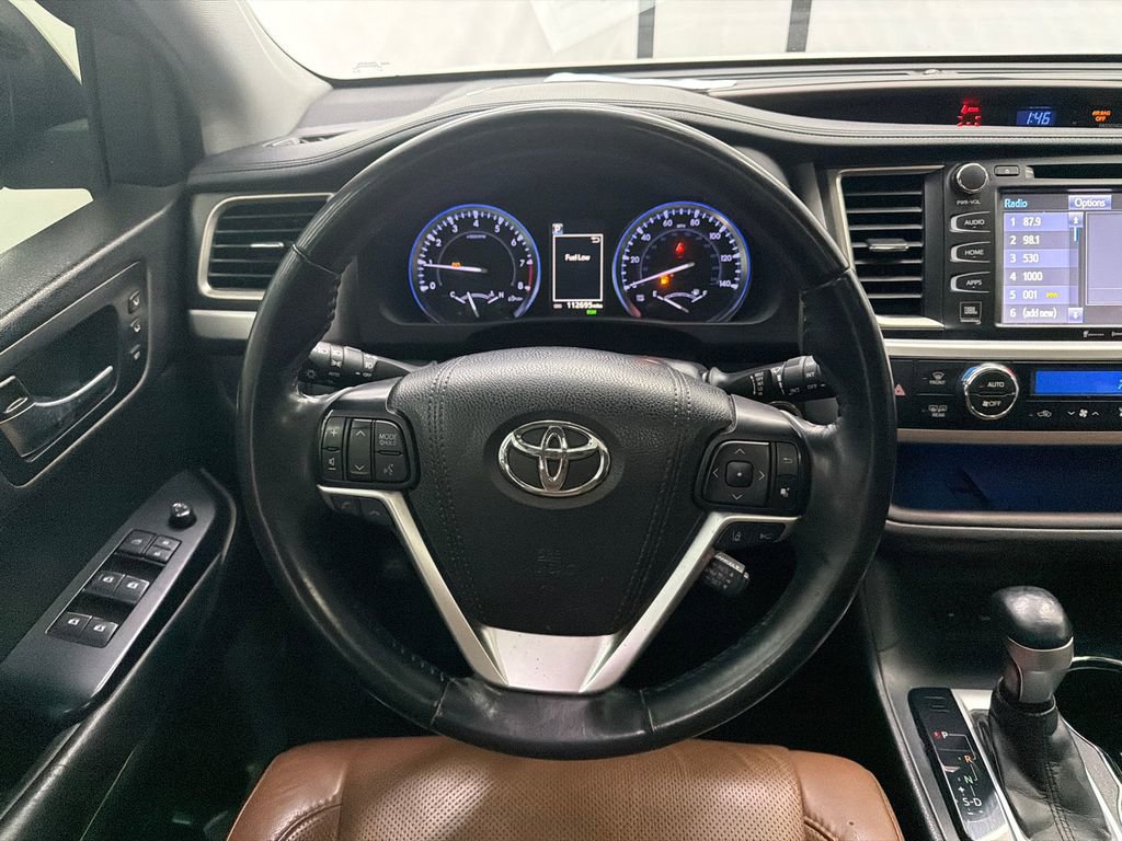 Used 2019 Toyota Highlander Limited FWD image 27