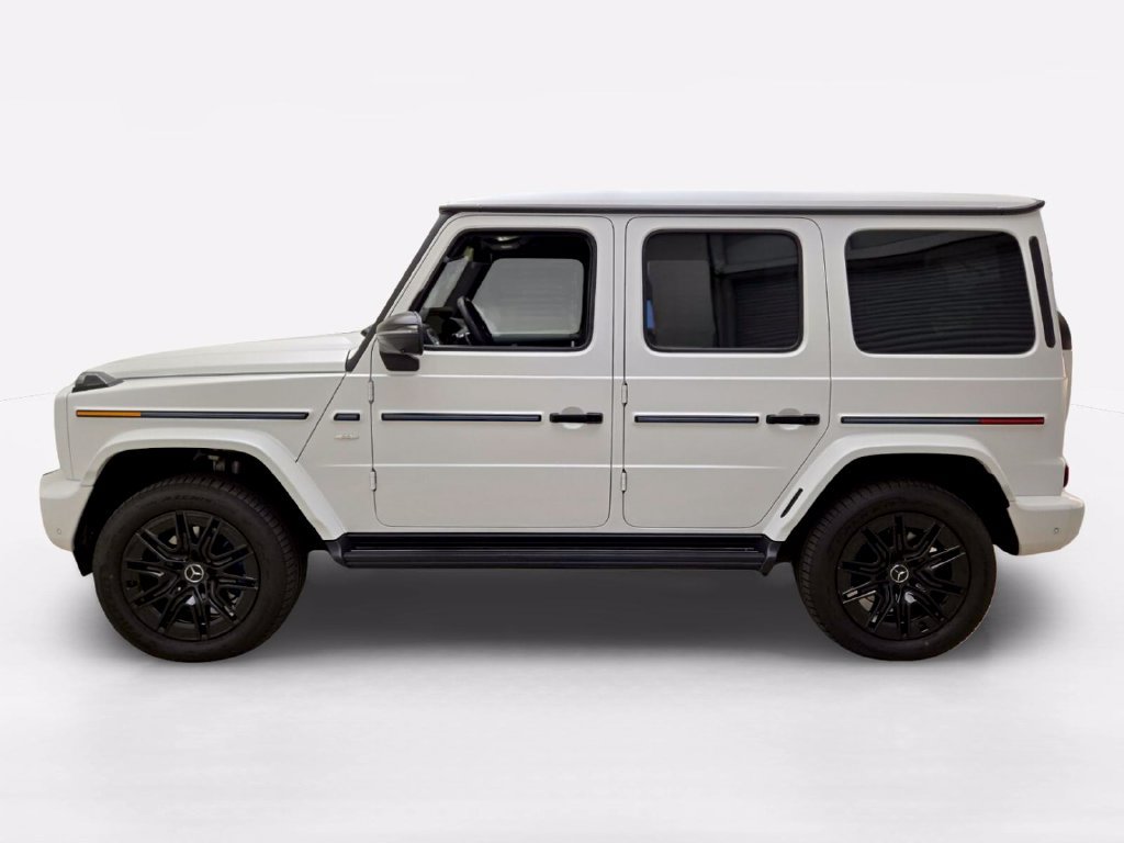 Used 2025 Mercedes-Benz G 580 w/ EQ Technology image 12