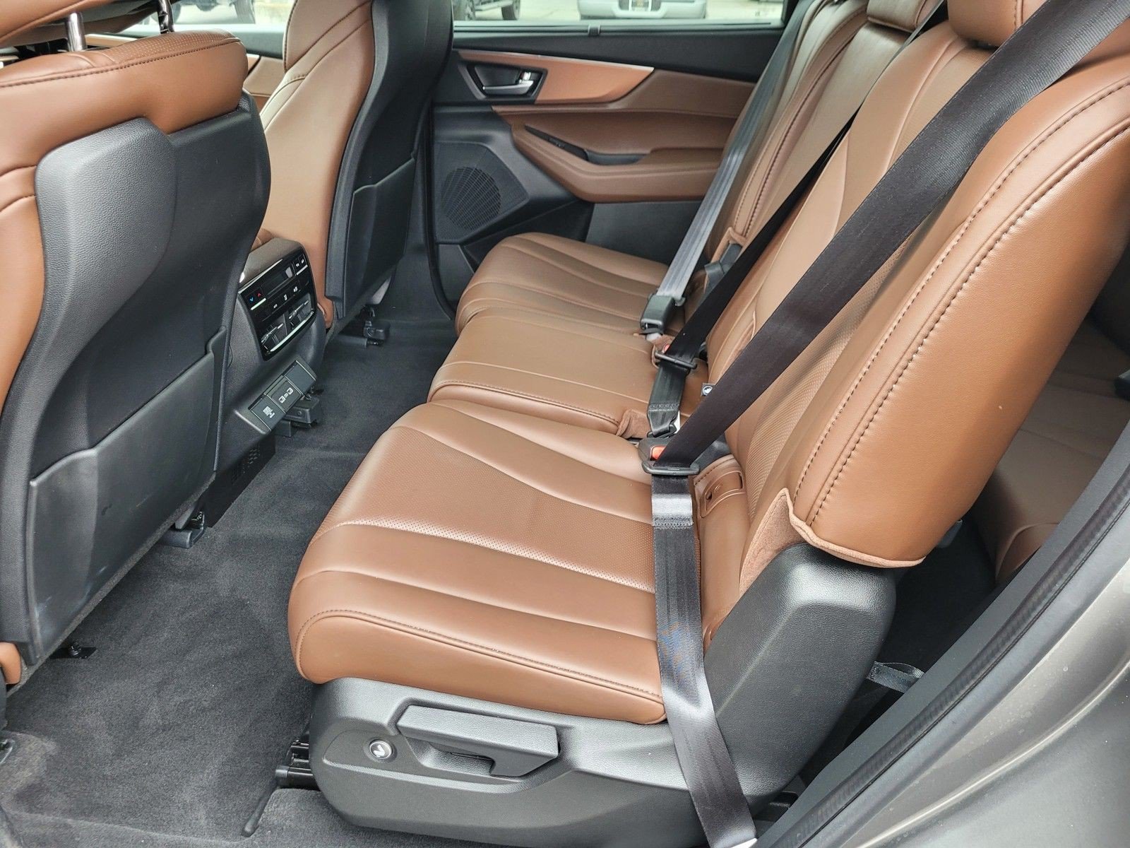 Used 2024 Acura MDX w/ Technology Package AWD/4WD image 12