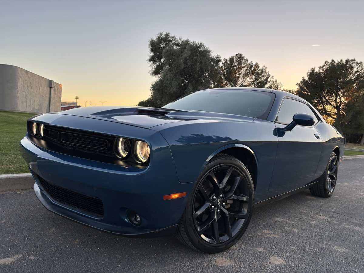 Used 2023 Dodge Challenger SXT w/ Blacktop Package image 2
