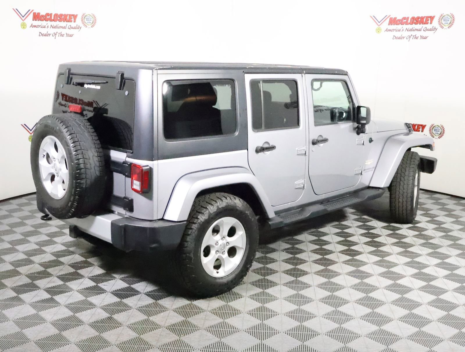 Used 2014 Jeep Wrangler Unlimited Sahara w/ Dual Top Group image 5