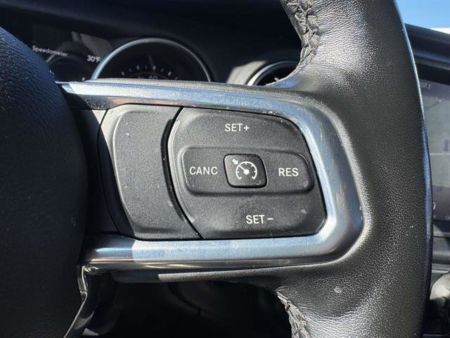 Used 2021 Jeep Gladiator Overland w/ Dual Top Group image 18