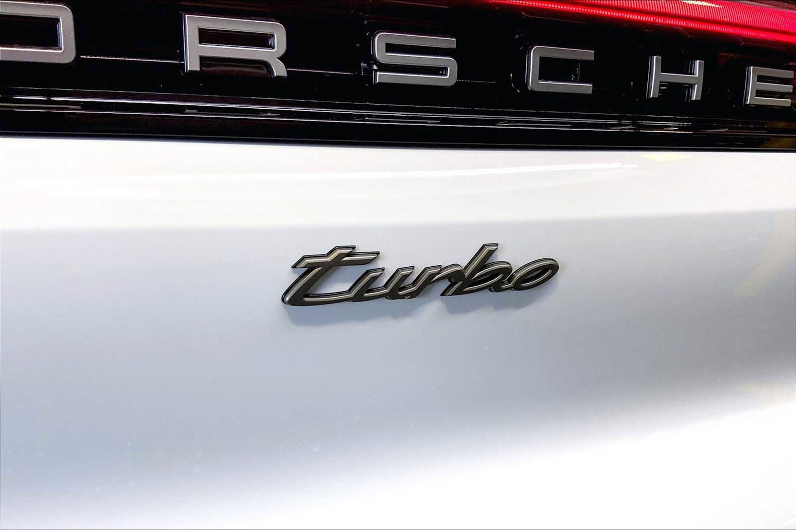 Certified 2025 Porsche Cayenne Turbo image 17