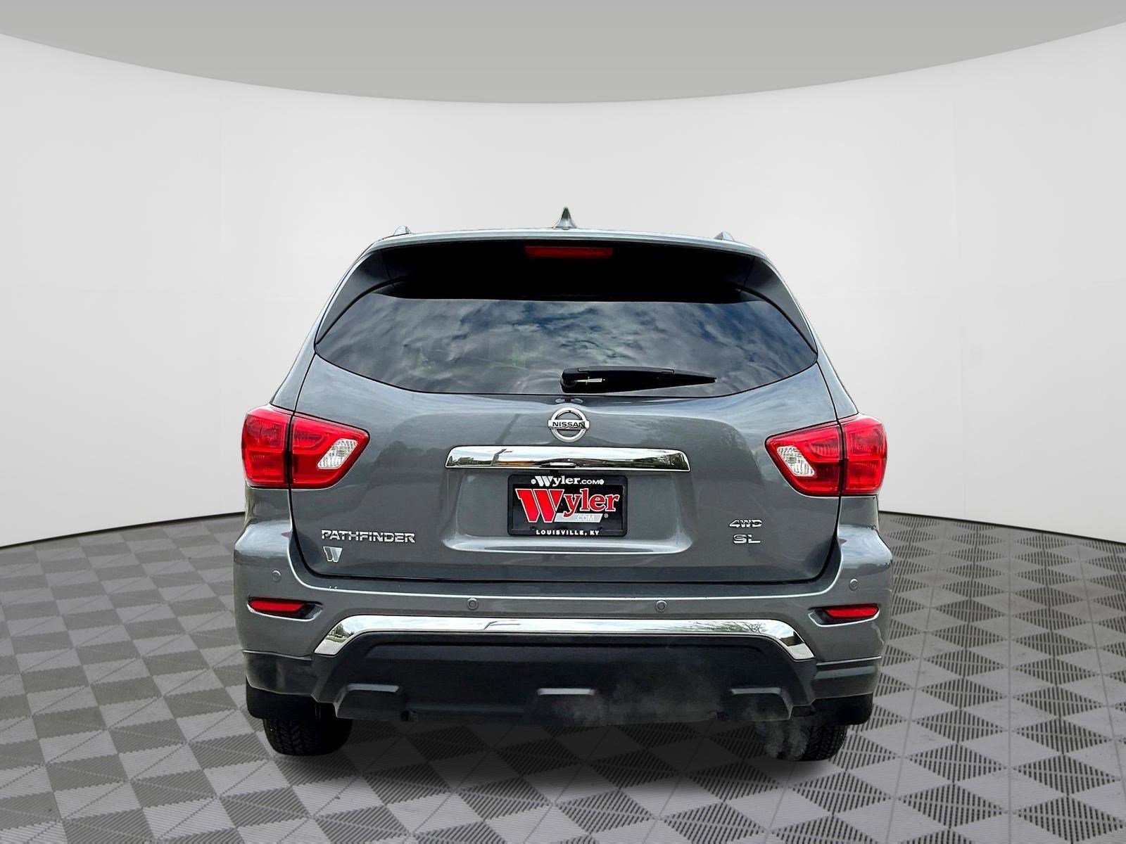 Used 2019 Nissan Pathfinder SL image 5