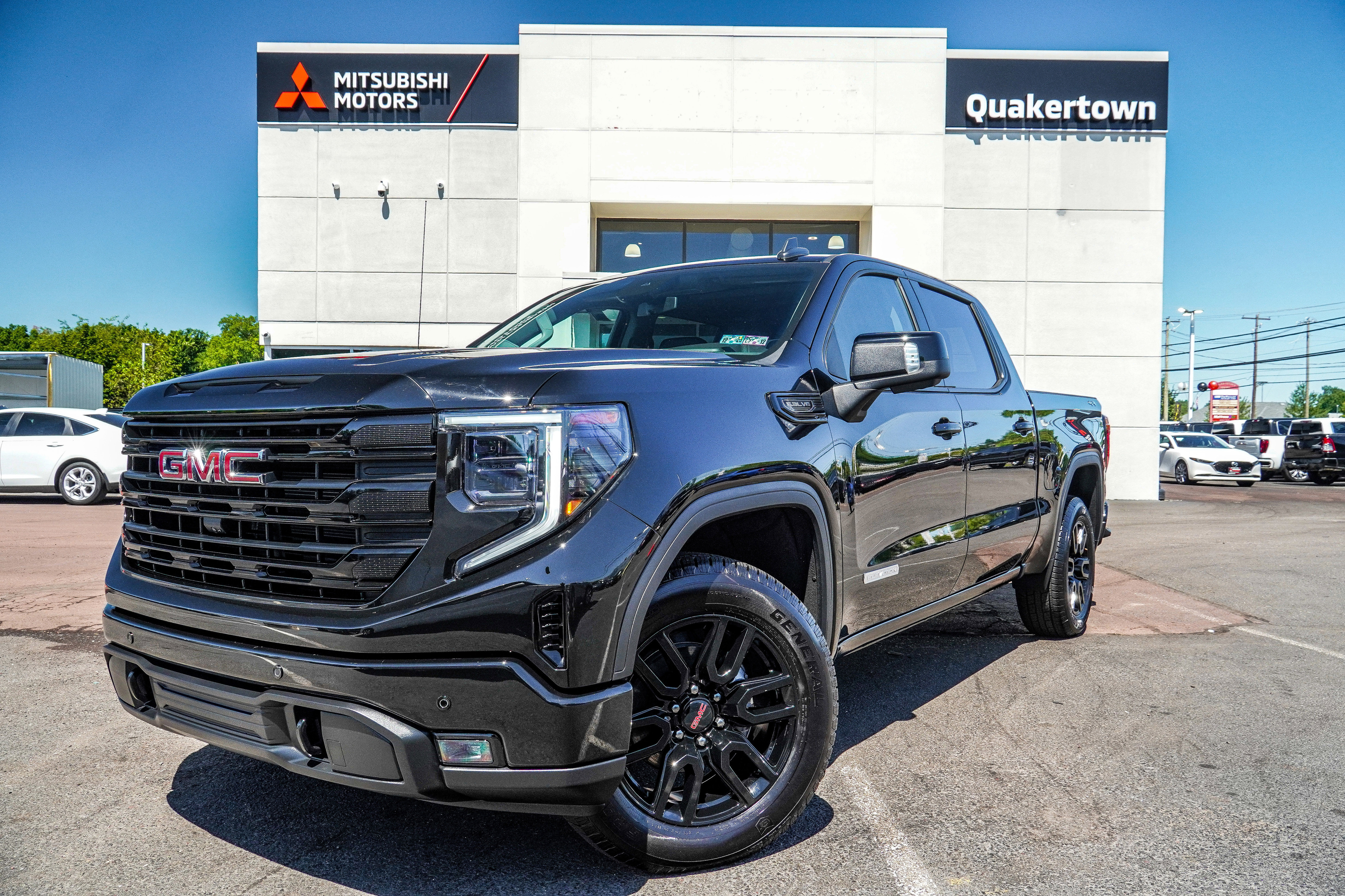 Used 2025 GMC Sierra 1500 Elevation w/ Elevation Premium Package video 1